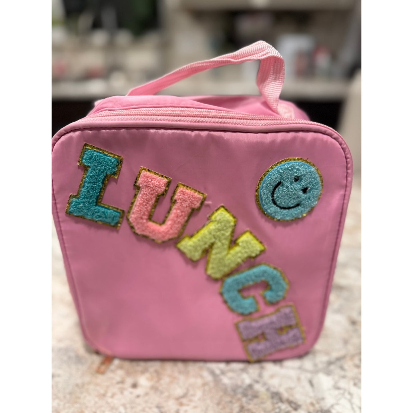 Insulated Lunch Bag Nylon Preppy Lunch Box Large Insulated Lunch Bag Reusable Lunch Tote Bag with Smiley Preppy LunchBag for Girls School Travel Picnic (Pink)